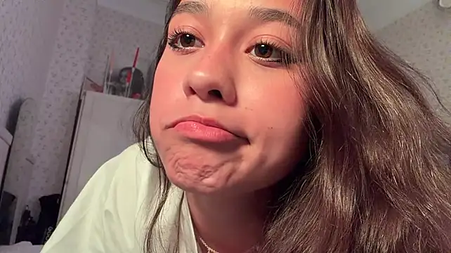 ReynaMccarron webcam