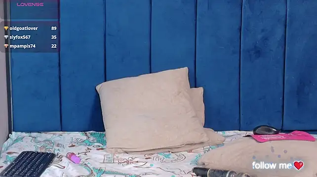 Ameliamoretti_cr webcam