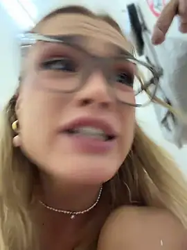 Nicoleevien webcam