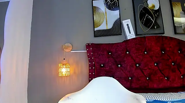 angela_nix webcam