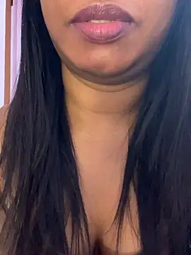 Tamil_Maaya