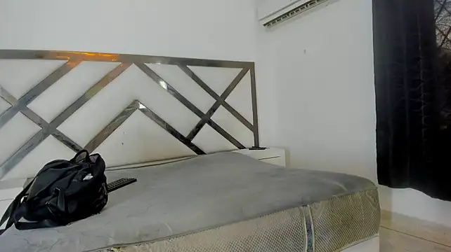 sienna_glow webcam