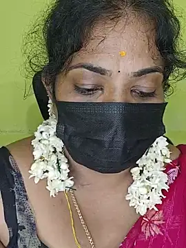 Tamil_Mithra webcam