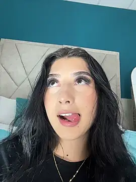 BadLilAngelXXX webcam