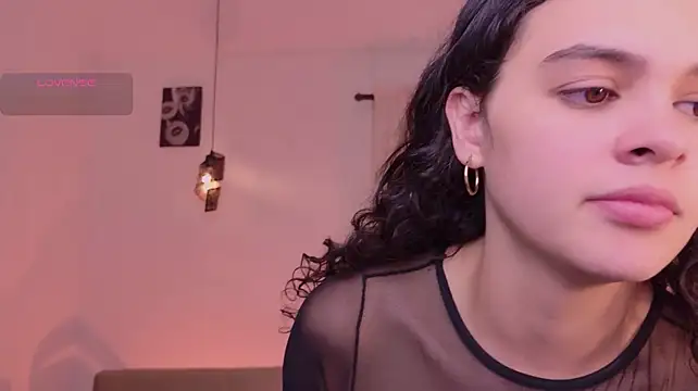 MaraVelvett webcam