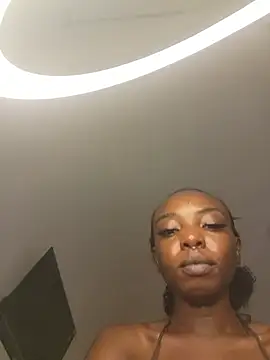 Honeybeespecial webcam