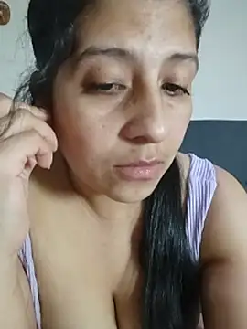 Antonella_SW1 live cam preview