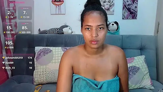SofyHarper live cam preview
