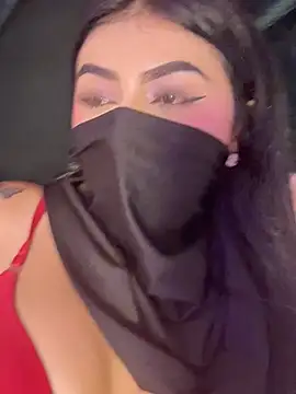 zaahra1