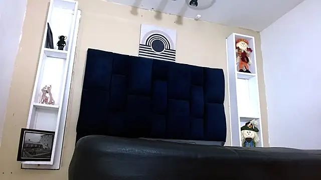 GoldenBoy_23 live cam preview