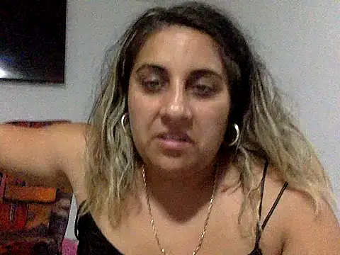 Antoniasweety webcam