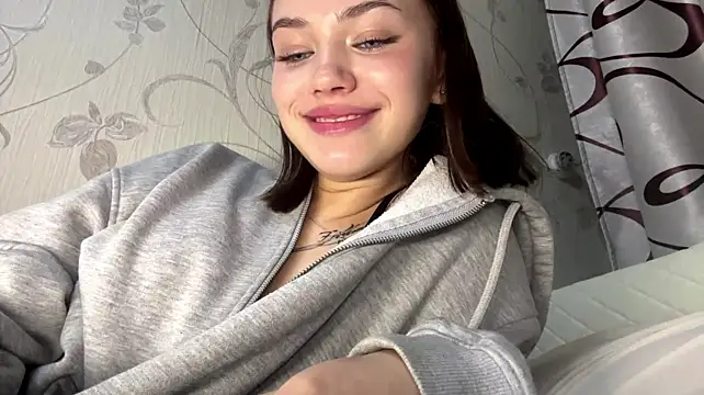 KayceMatthai webcam
