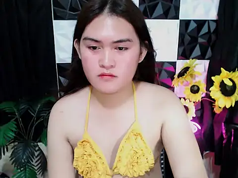ASIANhotKHRIXZY