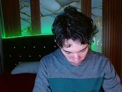 haku_nayro webcam