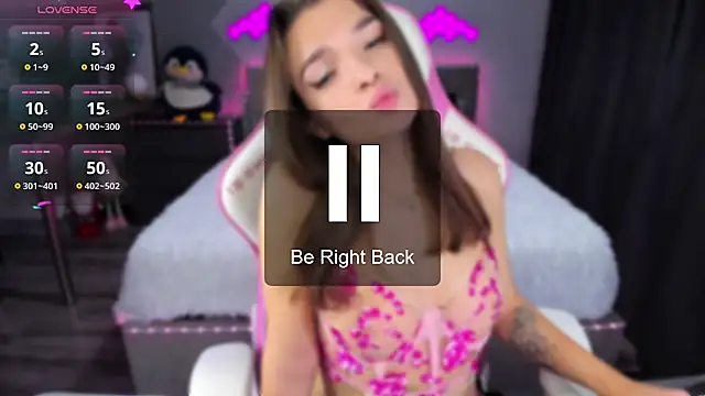 Maggie_Moore webcam