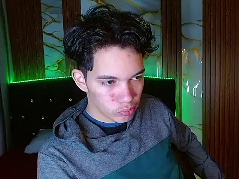 haku_nayro webcam
