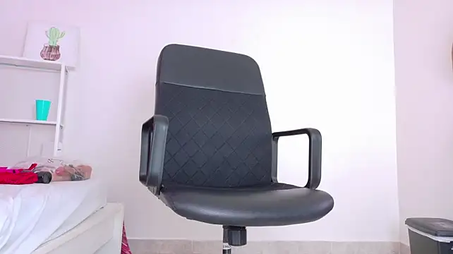 SeleneGibson__ webcam