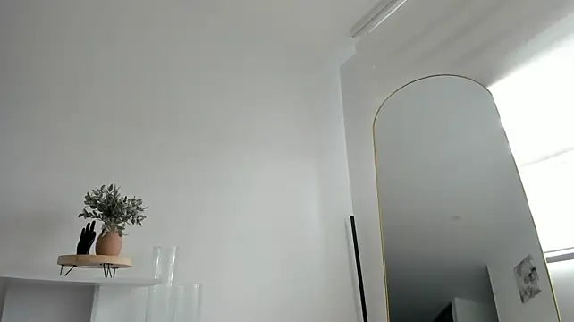 Ori_valentina webcam