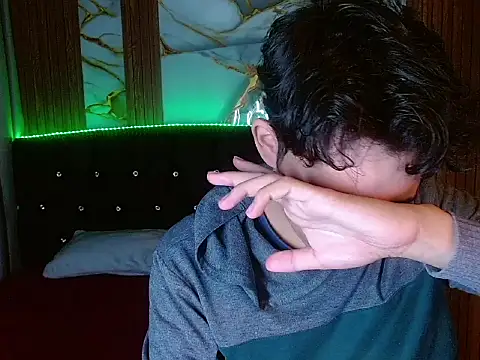 haku_nayro webcam