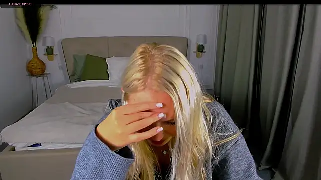 Nikolla_