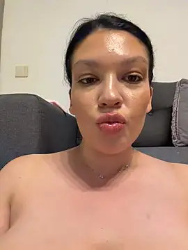 clarapasssion (F young) - make my legs shake of pleasure