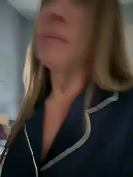MiraKisss webcam