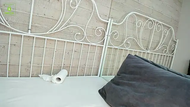 CarolBarker webcam