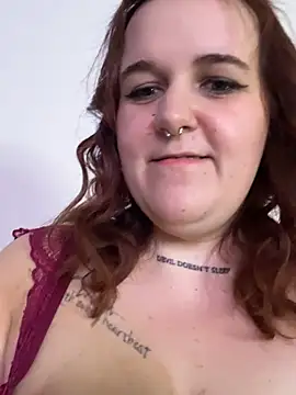 Luxie_ live cam on StripChat