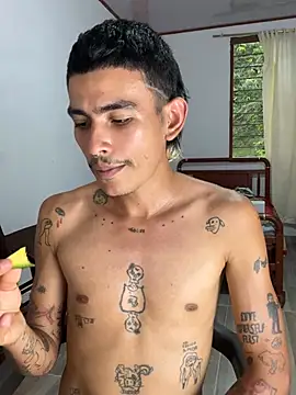 sorry-mom69 live cam on StripChat