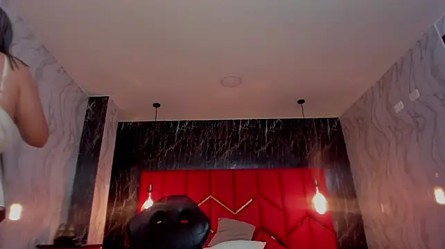 LatinaHoleQueen