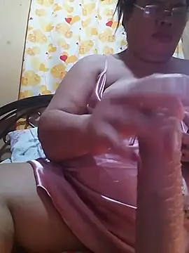 Huge_mama69 webcam