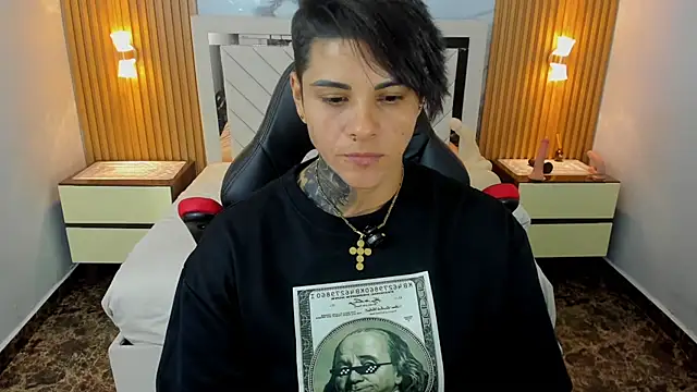 KAROLLJONES1 webcam