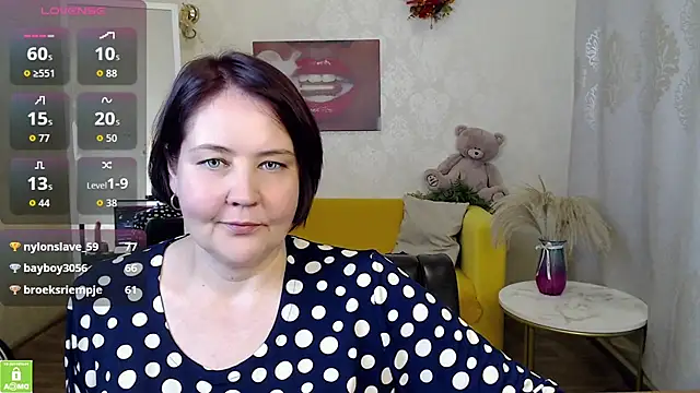 QUEEN02030 webcam