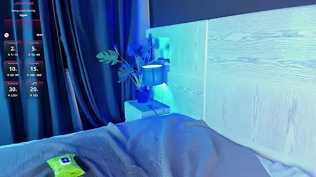 valka_collinss live cam preview
