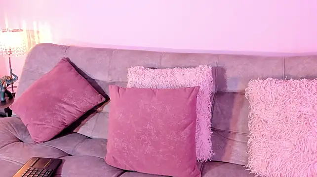 Emiilyh_ webcam
