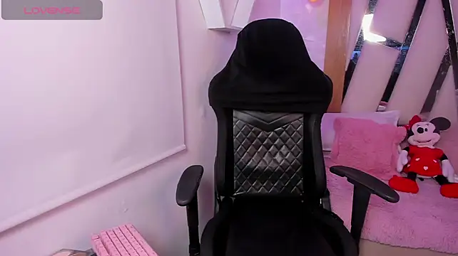 Lilith_West webcam