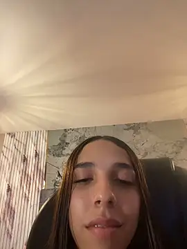 nikkydoll webcam