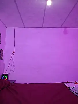 Julian_Akerman webcam
