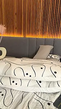 EmiilyAdams_ webcam