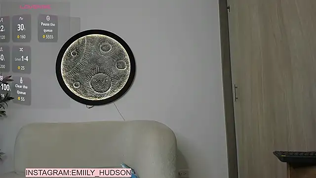 emily_huddson_ webcam