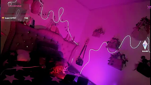 Cata_MW live cam on StripChat