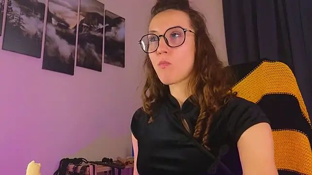 laracroftmansion webcam