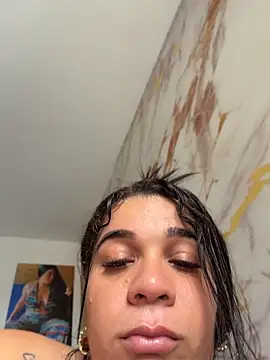 Siri_Luxx webcam