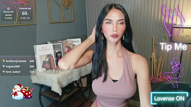 Sophia_Morphy live cam on StripChat