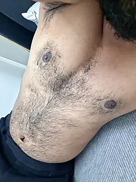 Being_zaroon webcam