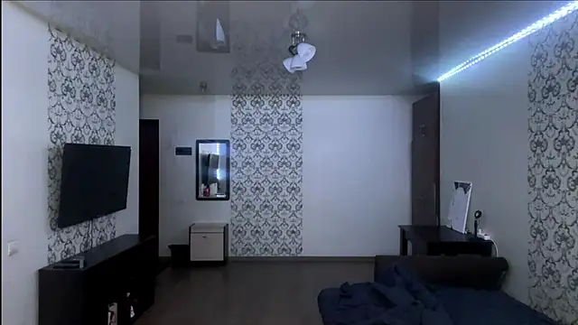 MildredGuckes webcam