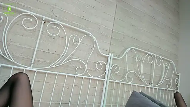 CarolBarker webcam