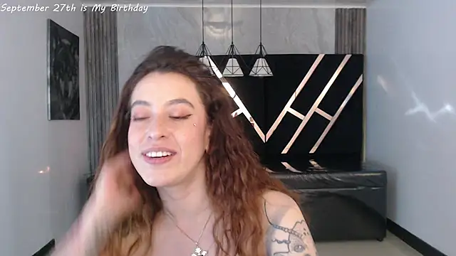 DamiaOshun_ch webcam