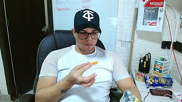Realjoel01 webcam