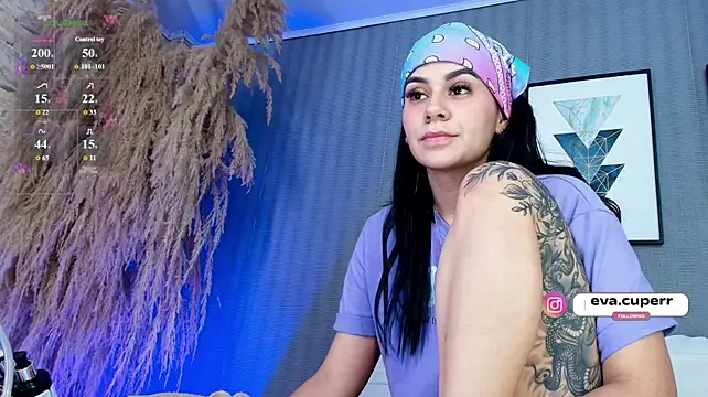 eva_cuper webcam